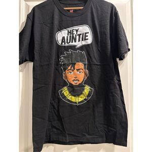 Hey Auntie T-shirt size Large